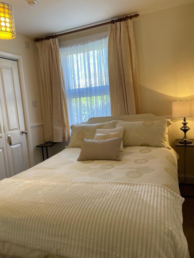 Caris Guest House Southend-on-Sea Esterno foto